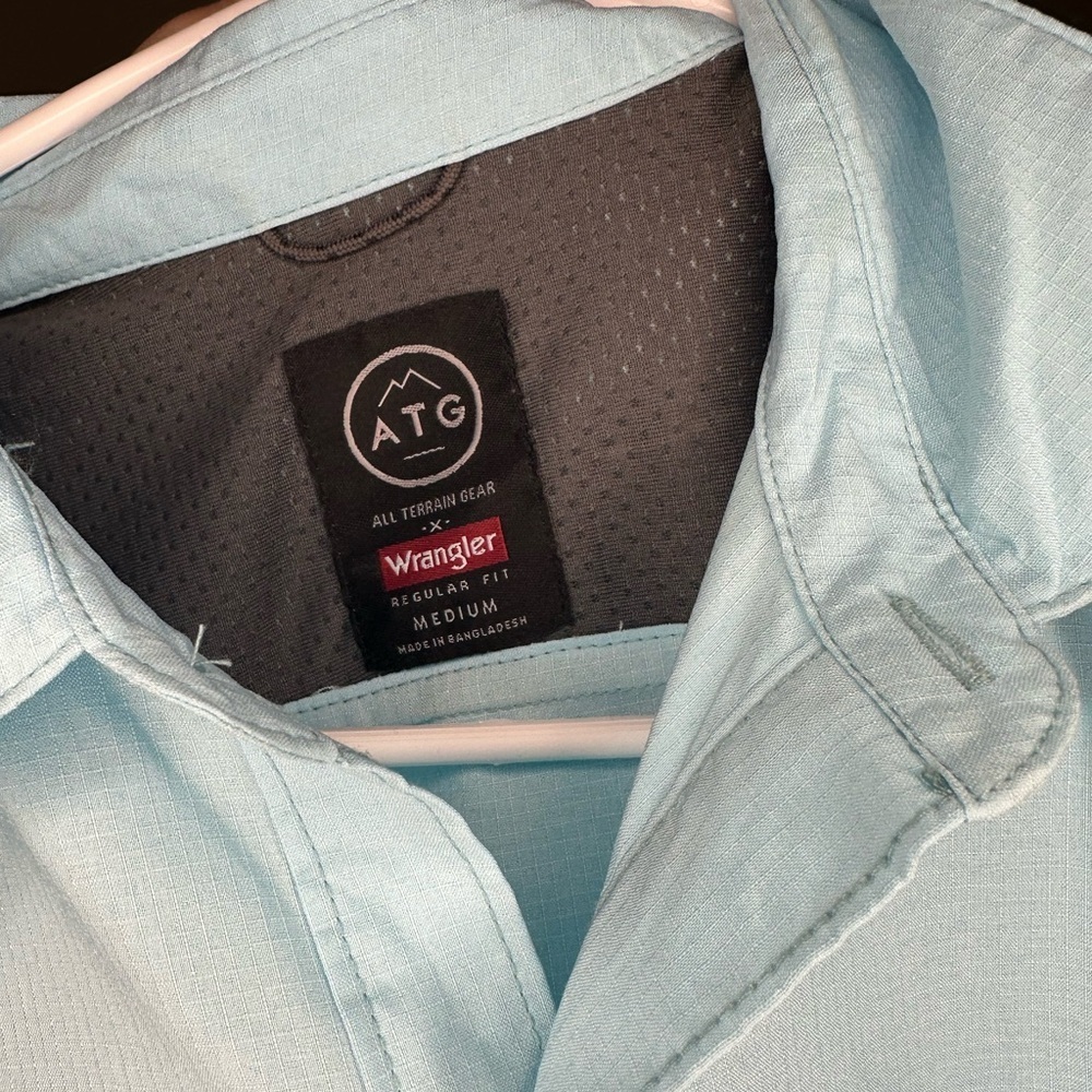 Light Blue Short Sleeve Shirt - Picture 3 of 3